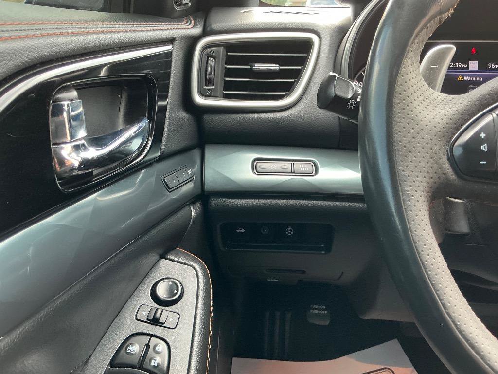 Used 2020 Nissan Maxima SR w/ Sport Mat Group FWD image 24