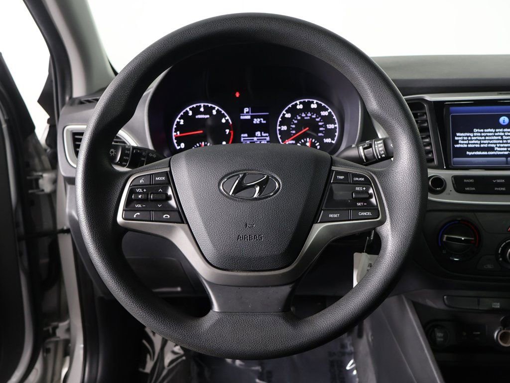 Used 2022 Hyundai Accent SEL image 33