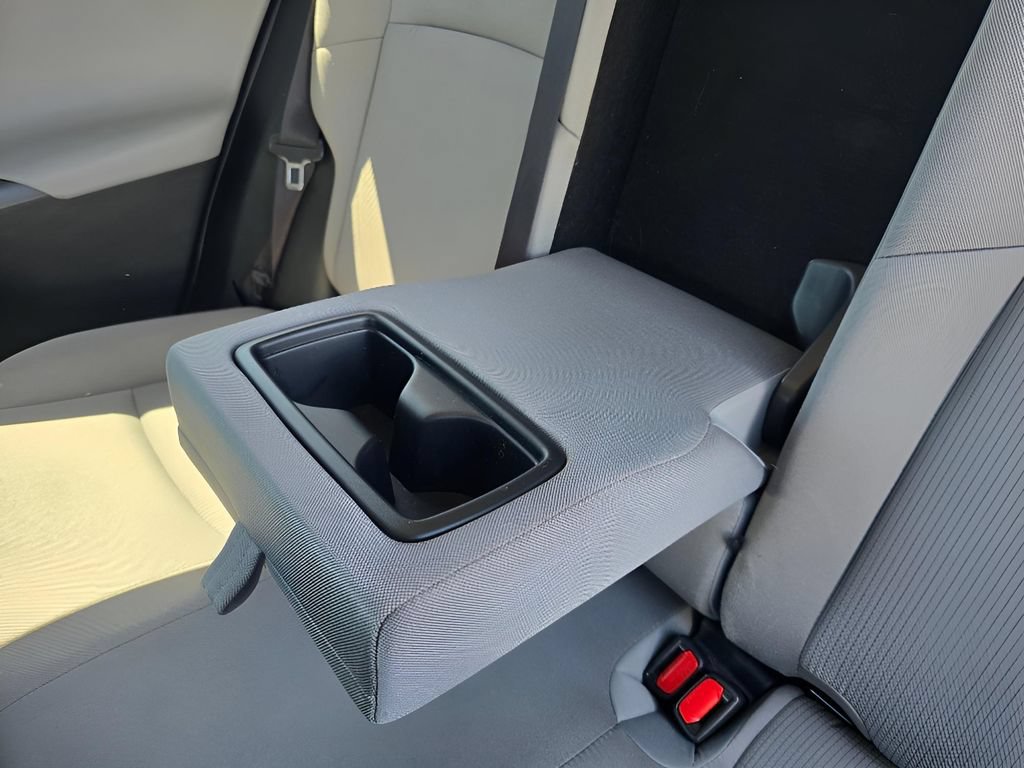 Used 2021 Toyota Venza LE w/ Carpet Mat Package (TMS) AWD/4WD image 27