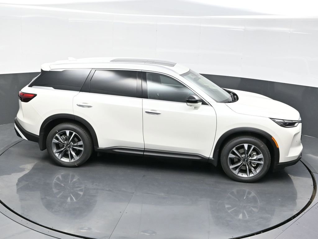 Certified 2025 INFINITI QX60 Luxe w/ Vision Package image 41