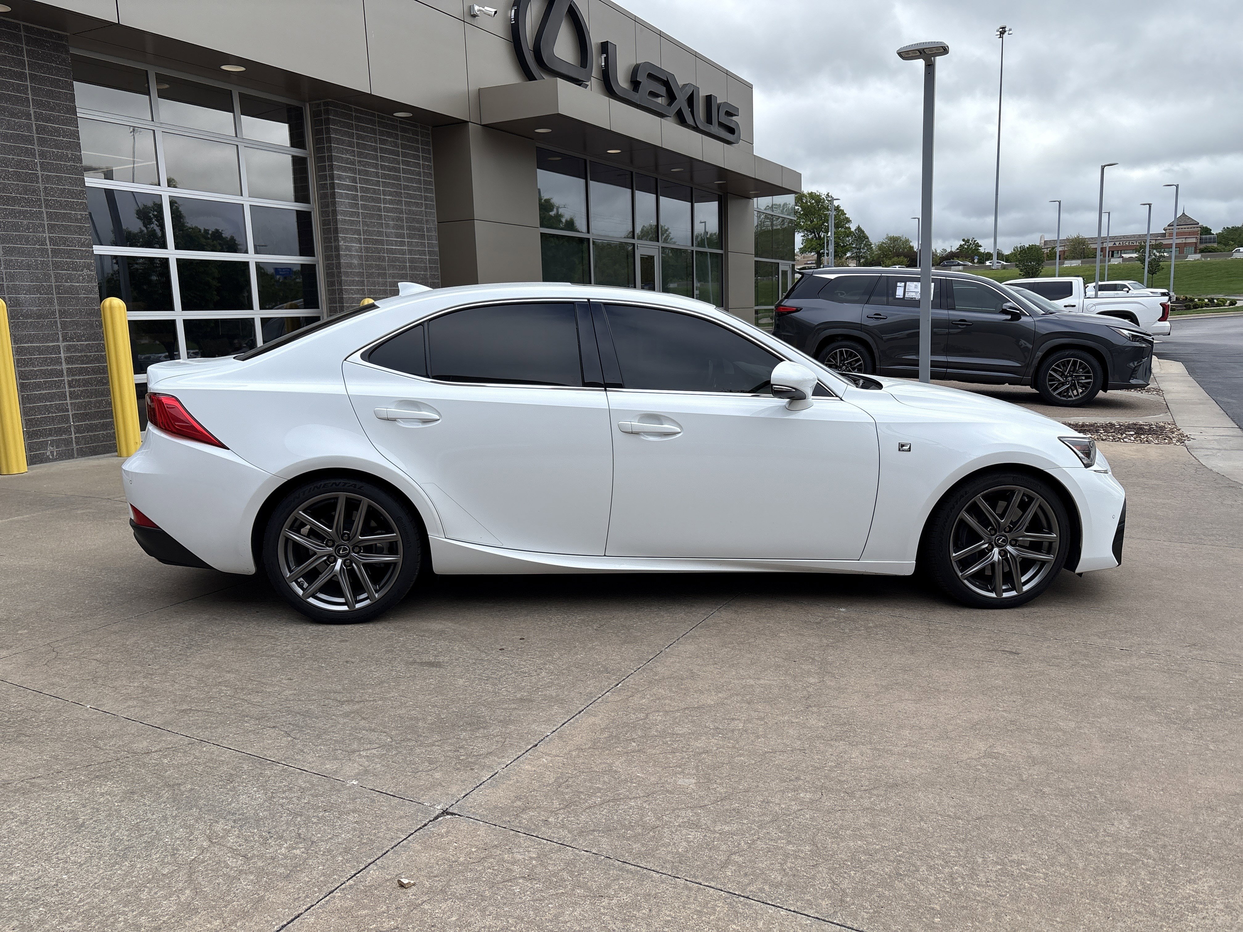Used 2019 Lexus IS 300 F Sport w/ F Sport Package image 16