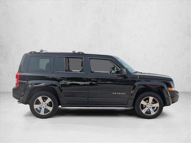 Used 2017 Jeep Patriot High Altitude AWD/4WD image 4