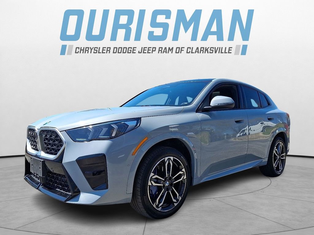 Used 2025 BMW X2 xDrive28i image 3