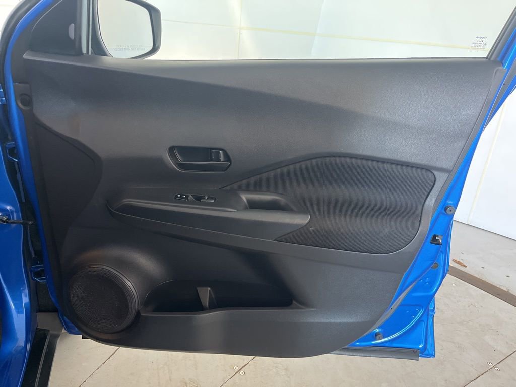 Used 2021 Nissan Kicks S image 29