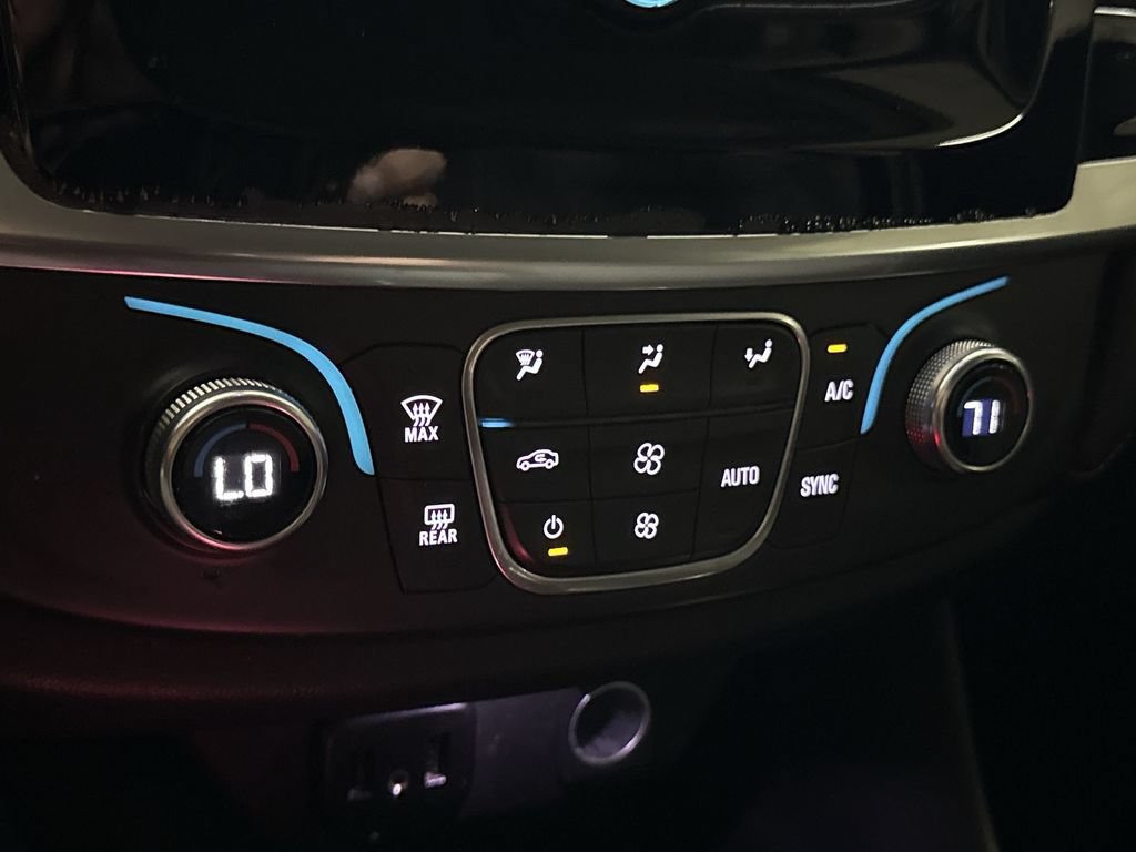 Used 2019 Chevrolet Traverse LS FWD image 17