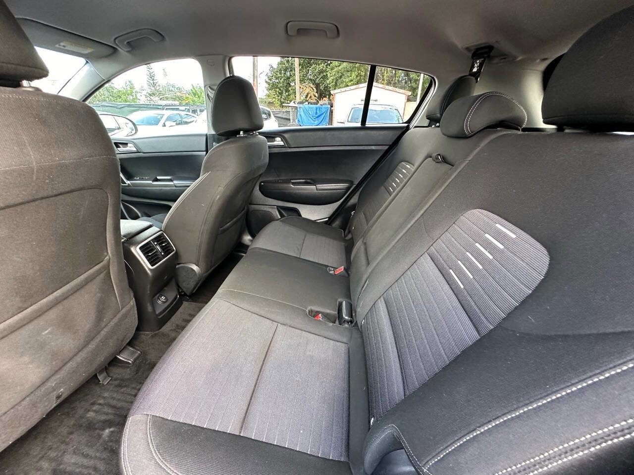 Used 2017 Kia Sportage LX w/ LX Popular Package image 9