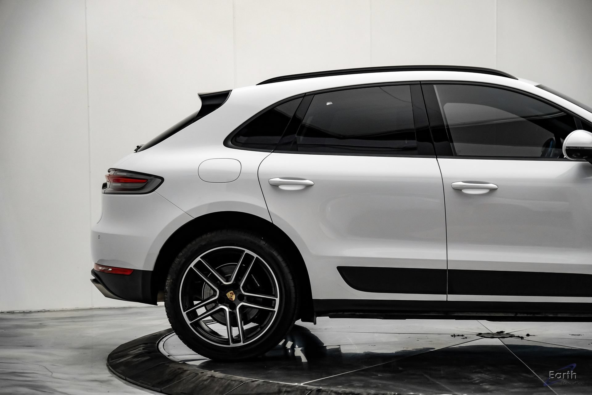 Used 2021 Porsche Macan AWD/4WD image 20
