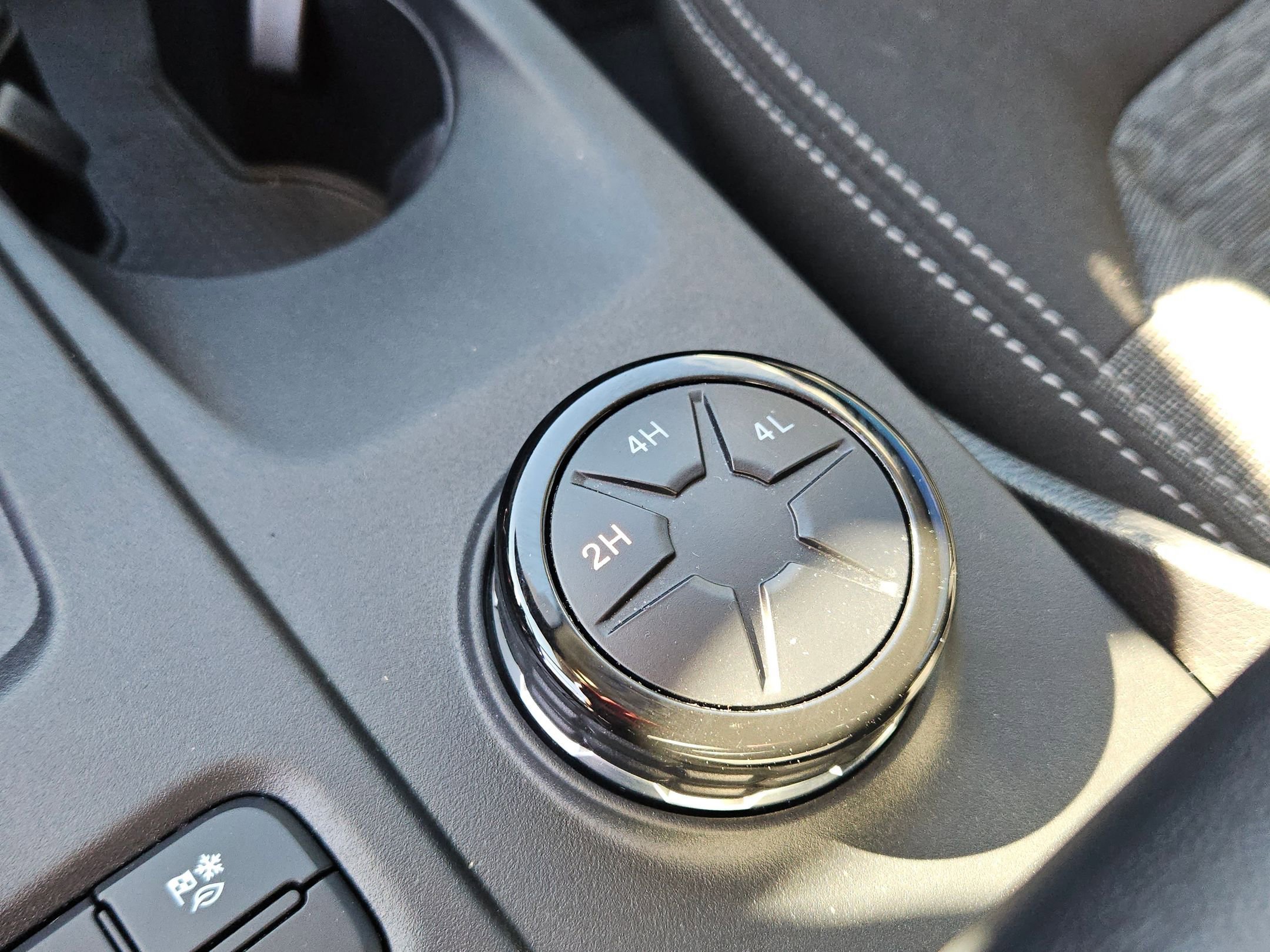 Used 2024 Ford Ranger XLT w/ Technology Package image 19