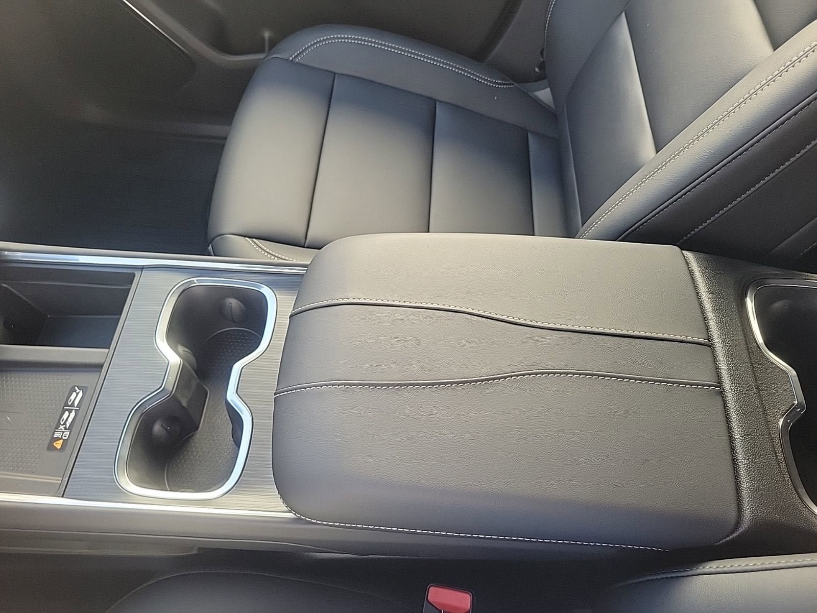 New 2026 GMC Acadia Elevation w/ Elevation Premium Package image 17