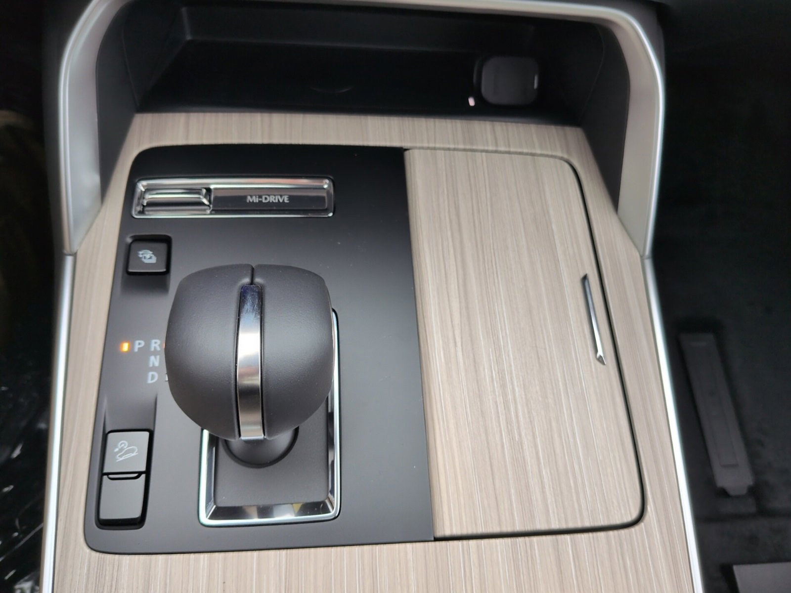 New 2026 MAZDA CX-90 Plug-In Hybrid w/Premium Sport image 34