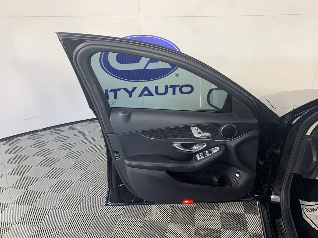 Used 2017 Mercedes-Benz C 300 Sedan image 14
