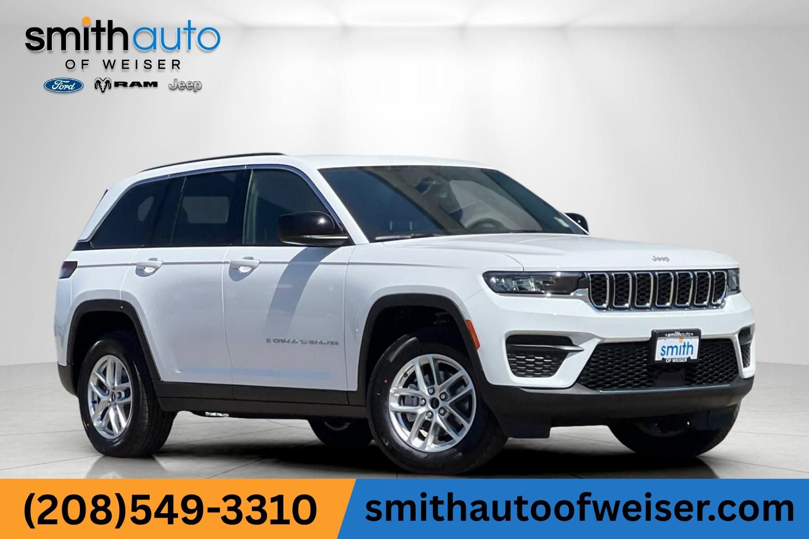New 2026 Jeep Grand Cherokee Laredo X AWD/4WD image 1
