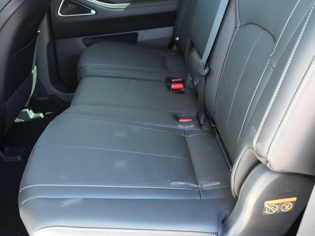 Certified 2026 INFINITI QX60 Luxe w/ Cargo Package AWD/4WD image 24