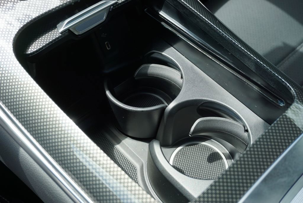 Certified 2025 Mercedes-Benz GLC 300 4MATIC image 40