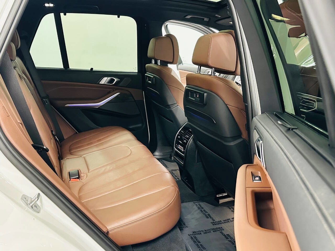 Used 2021 BMW X5 xDrive45e w/ Executive Package image 24