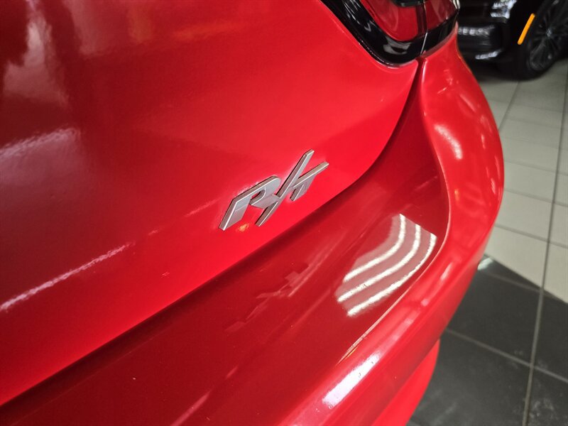 Used 2018 Dodge Charger R/T RWD image 32