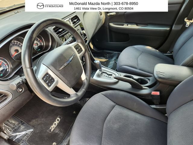Used 2013 Chrysler 200 Touring w/ Cold Weather Group FWD image 7
