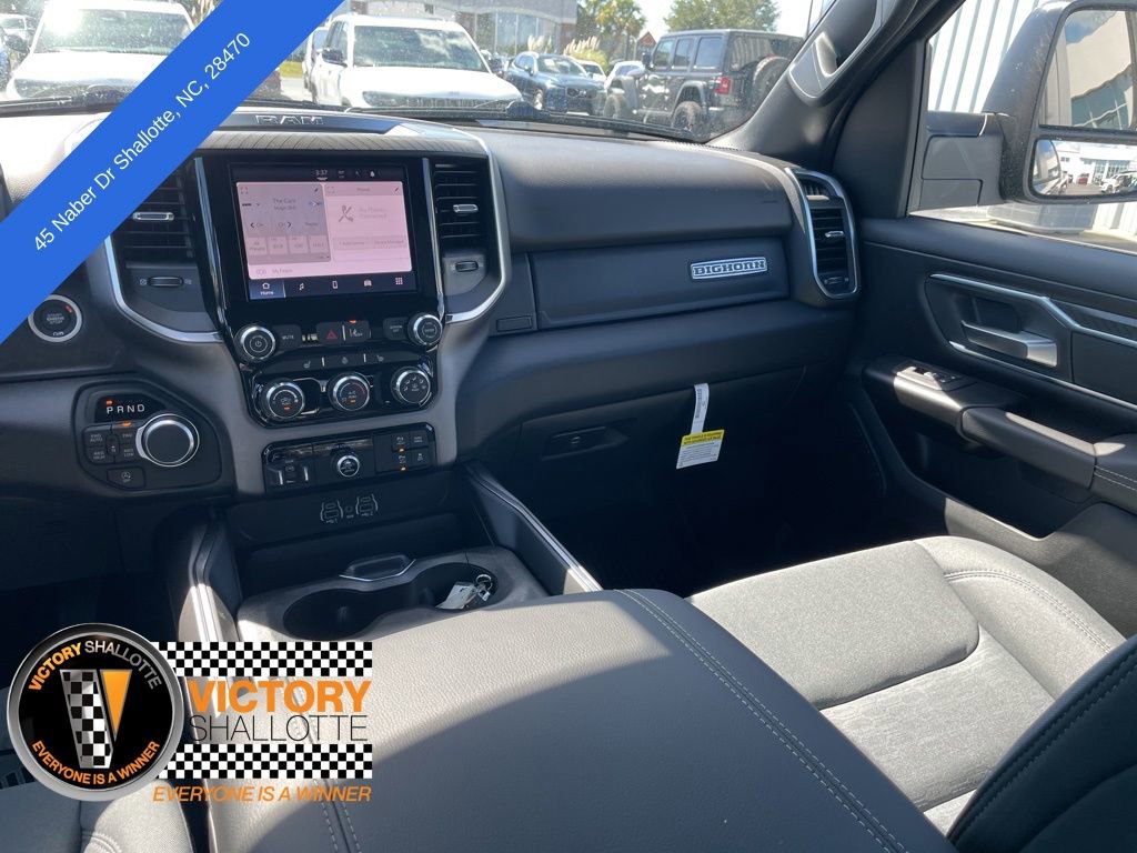 New 2026 RAM 1500 4x4 Crew Cab image 18