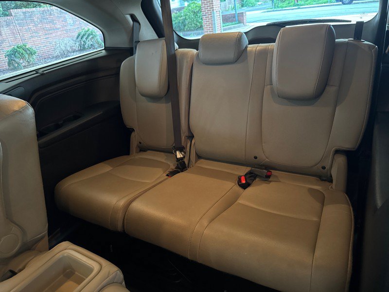 Used 2018 Honda Odyssey Touring image 32