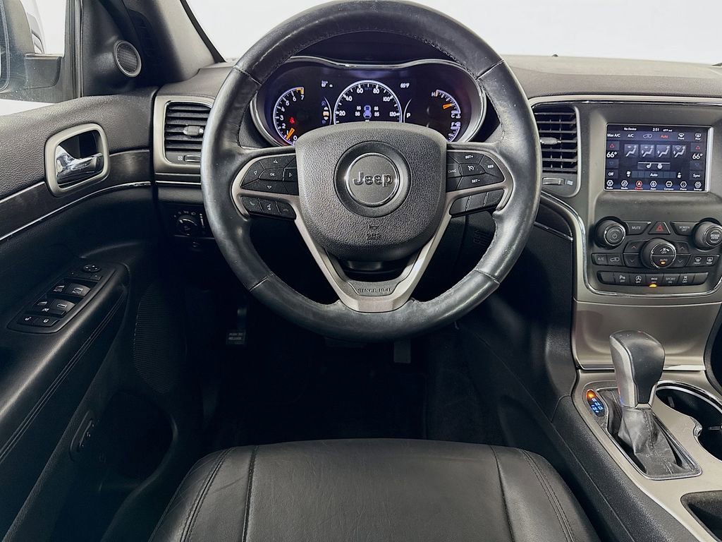 Used 2018 Jeep Grand Cherokee Limited image 21