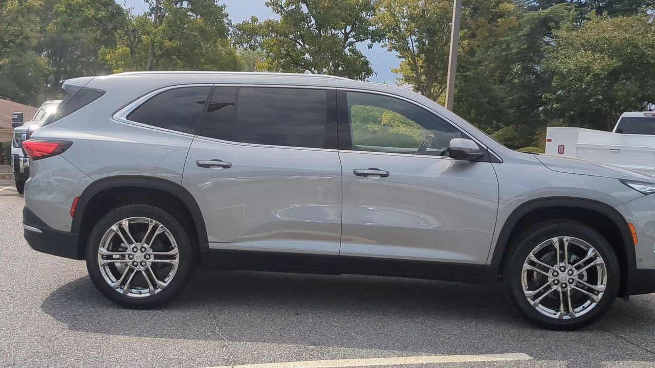 New 2026 Buick Enclave Preferred w/ Super Cruise Package image 9