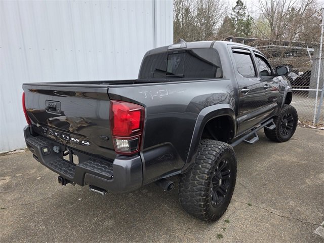 Used 2019 Toyota Tacoma TRD Sport image 8