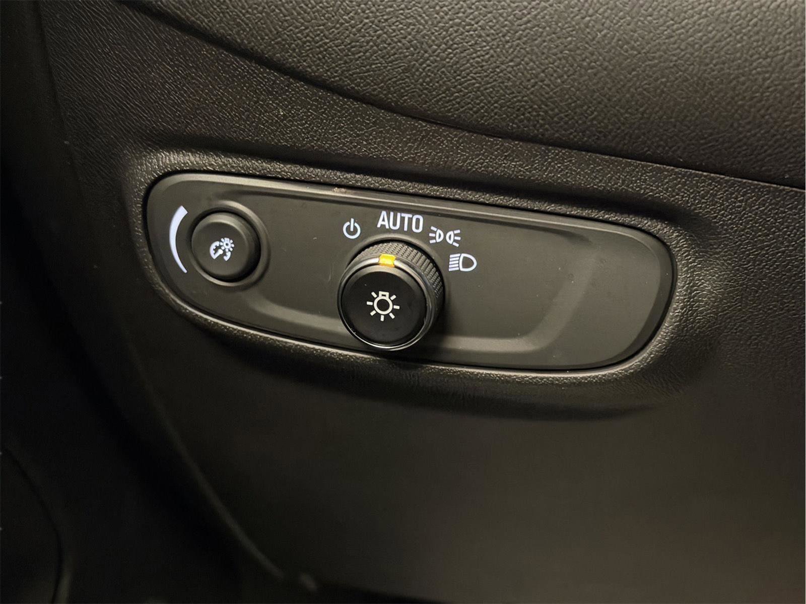 Certified 2023 Chevrolet Equinox LT image 39