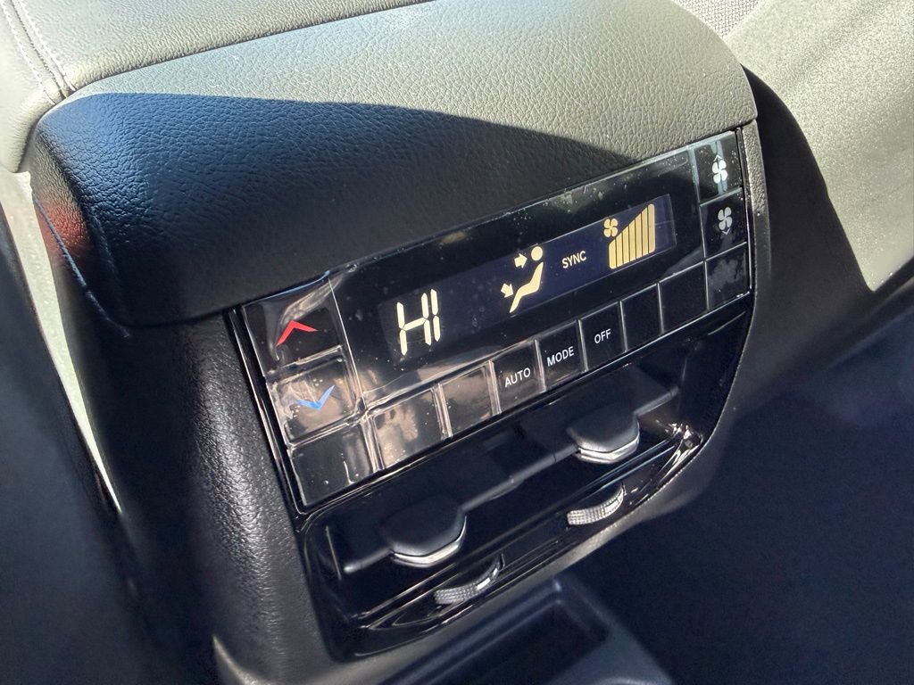 New 2025 Jeep Grand Cherokee L Laredo w/ Trailer Tow Package image 26