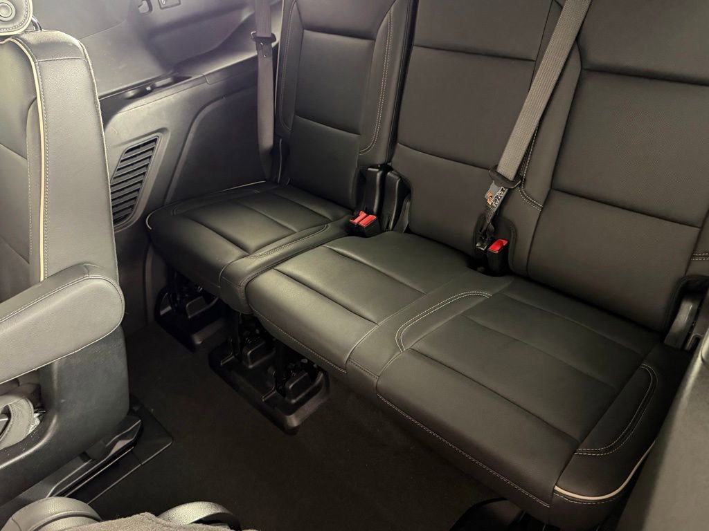 Used 2025 Chevrolet Tahoe Premier image 28