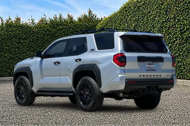 Used 2025 Toyota 4Runner TRD Off-Road Premium AWD/4WD image 7