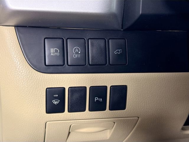 Used 2019 Toyota Highlander Limited image 29