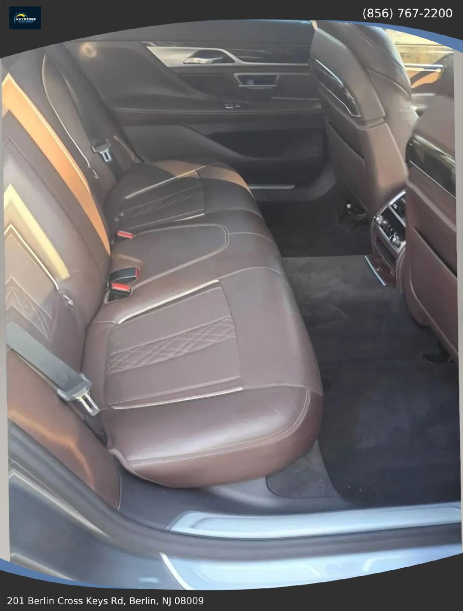 Used 2016 BMW 740i RWD image 34