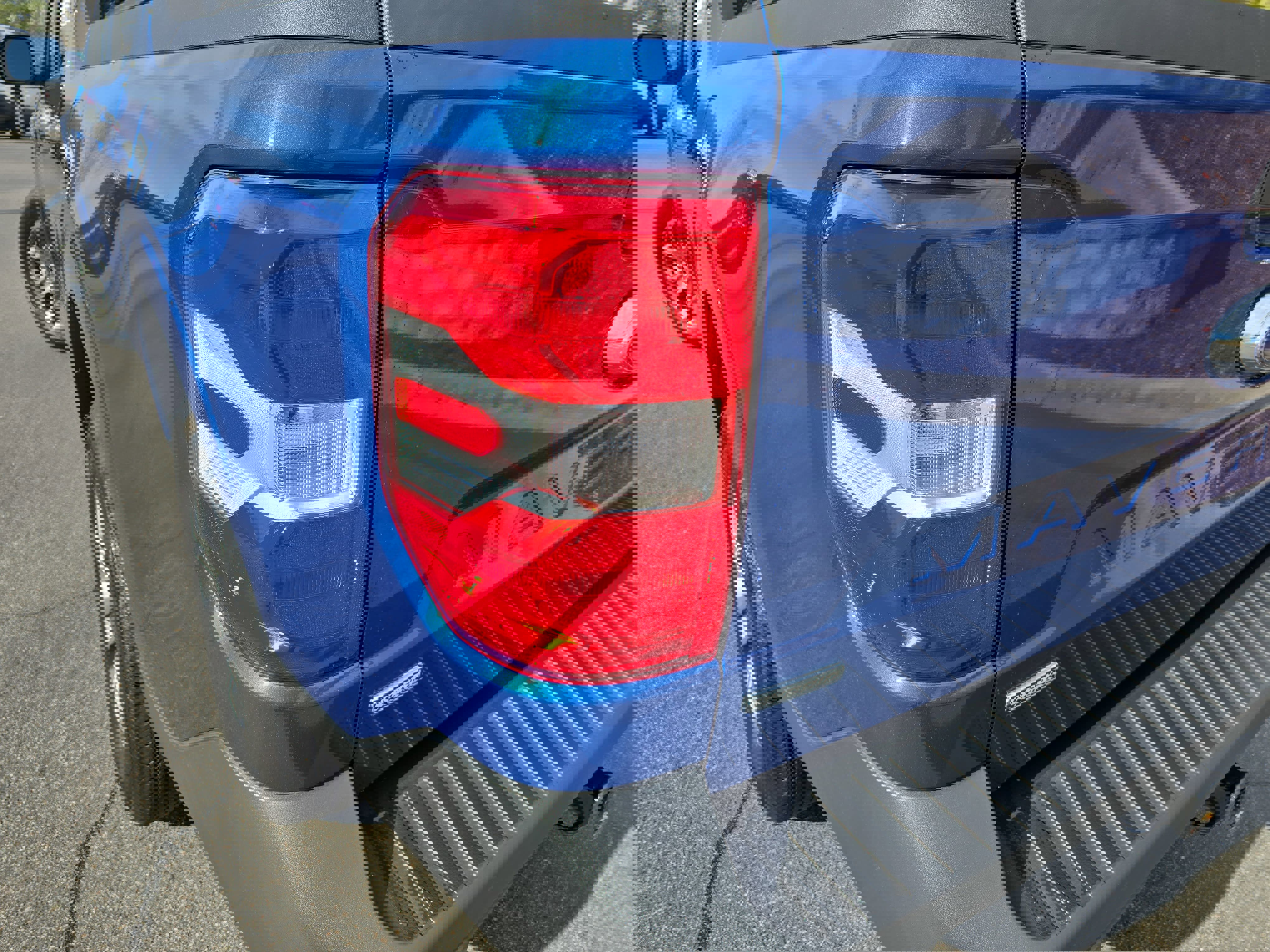 Used 2024 Ford Maverick XLT image 37