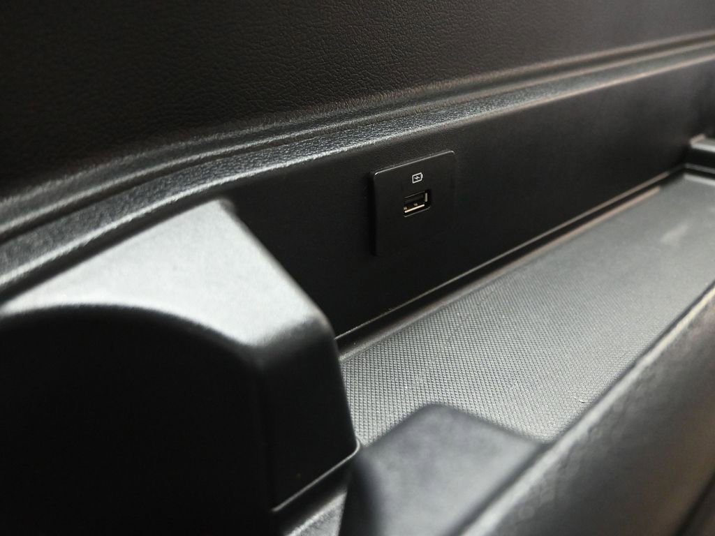 Used 2023 Ford Expedition Max Limited image 39