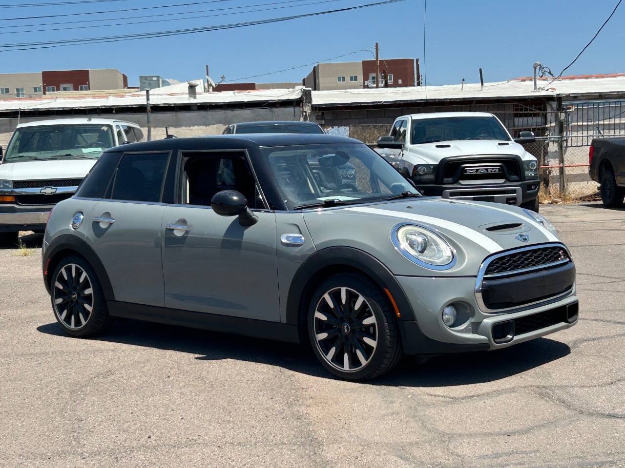 Used 2016 MINI Cooper S FWD image 1