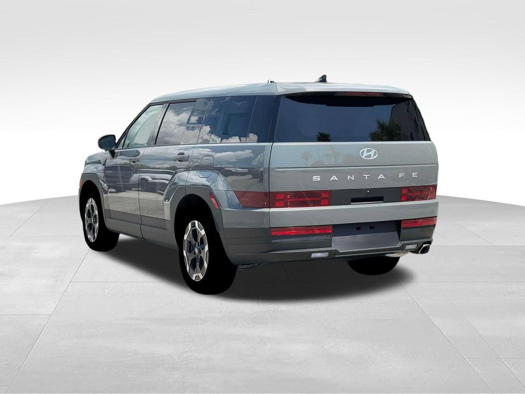 Used 2026 Hyundai Santa Fe SE AWD/4WD image 5