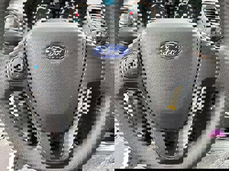 Used 2017 Ford Fiesta S image 38