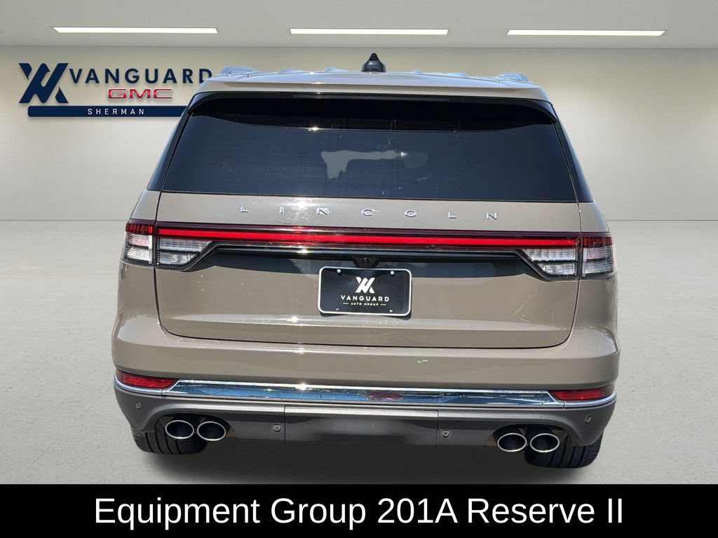 Used 2026 Lincoln Aviator Reserve AWD/4WD image 4