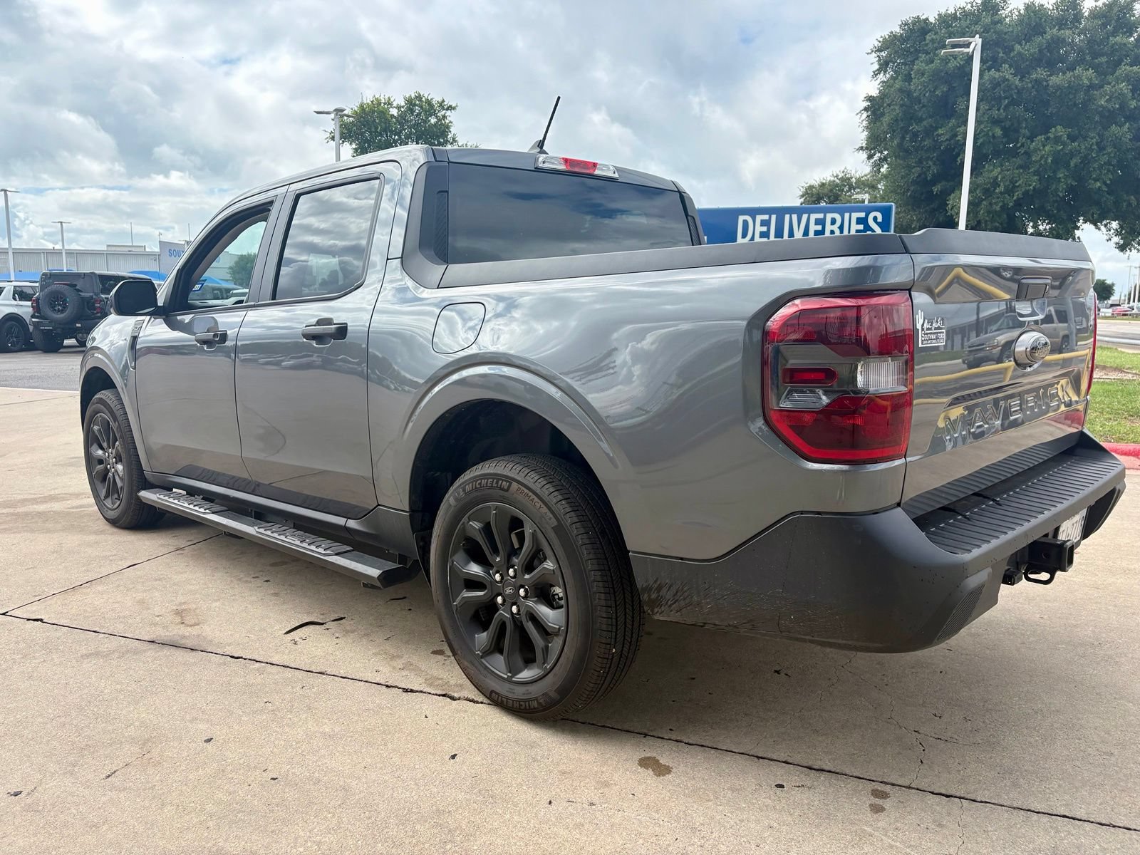Used 2024 Ford Maverick XLT w/ XLT Luxury Package FWD image 5