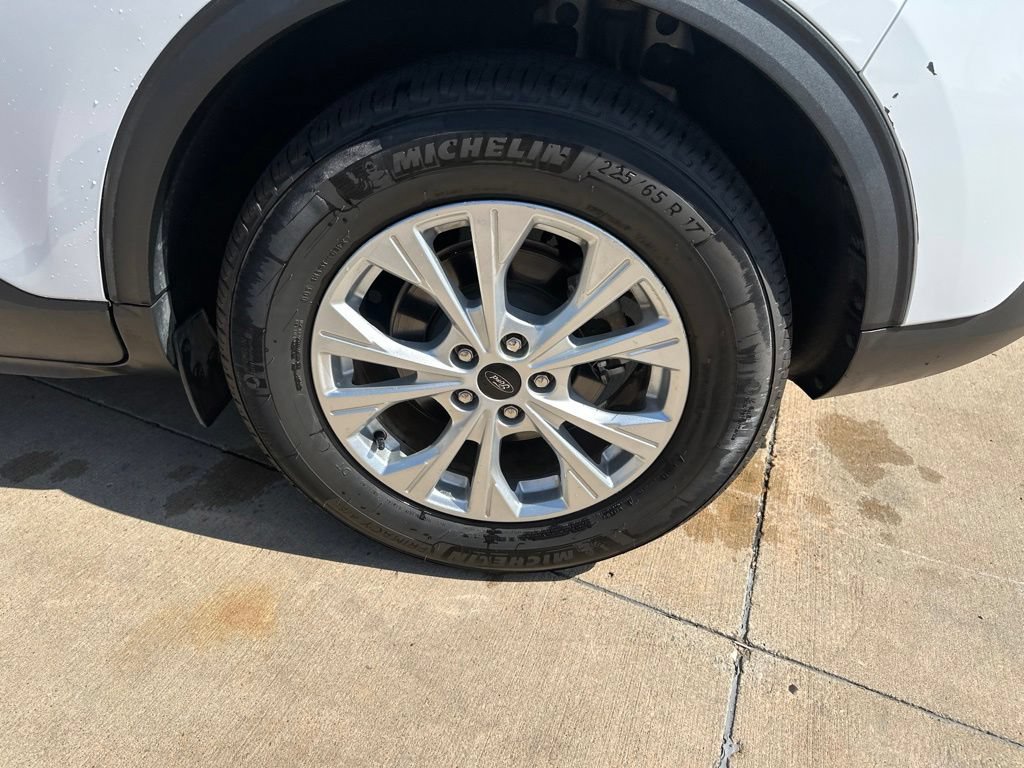 Used 2023 Ford Escape Active w/ Tech Pack #1 FWD image 8
