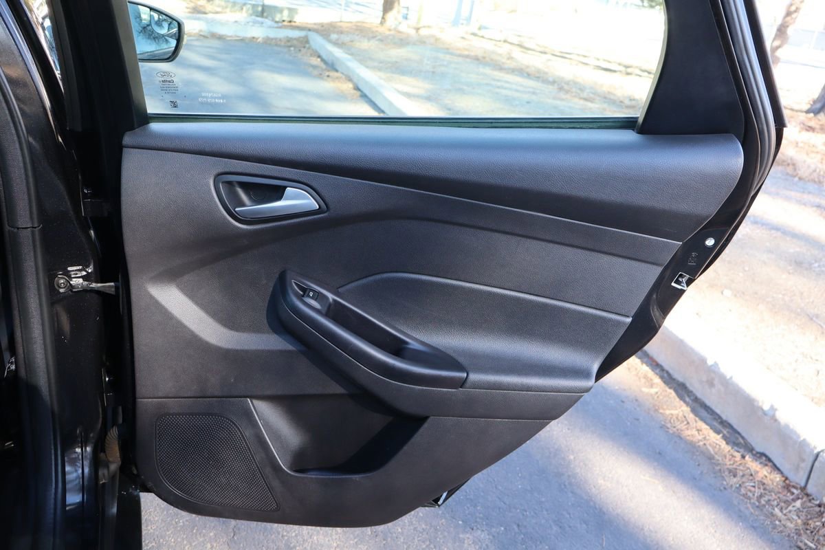 Used 2013 Ford Focus SE image 25