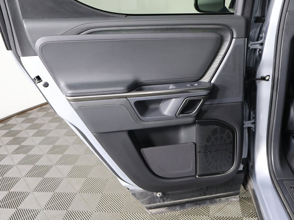 Used 2022 Rivian R1T Adventure image 27