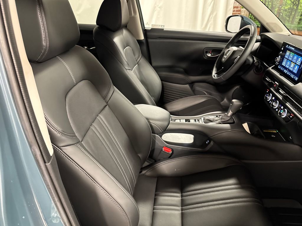 Certified 2024 Honda HR-V EX-L image 28