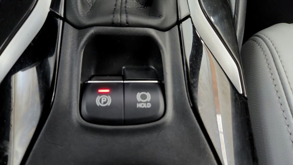 Certified 2021 Toyota Corolla XSE FWD image 31