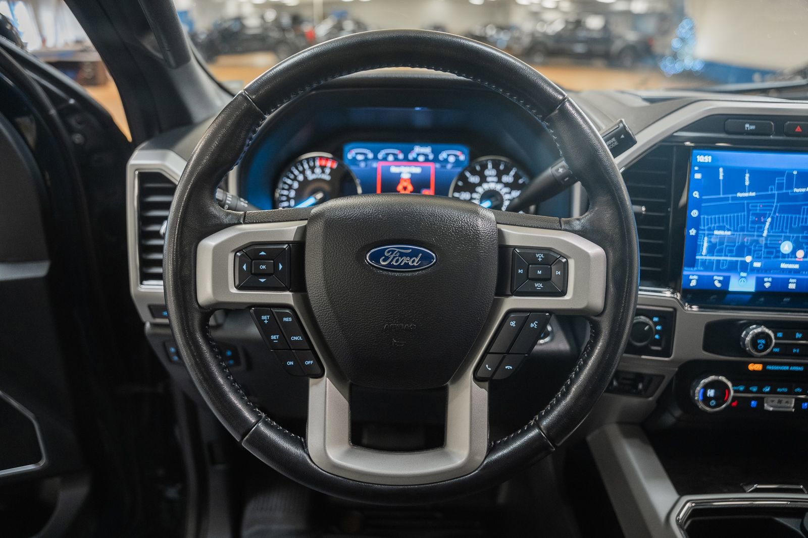 Used 2022 Ford F250 Lariat w/ Black Appearance Pkg image 39