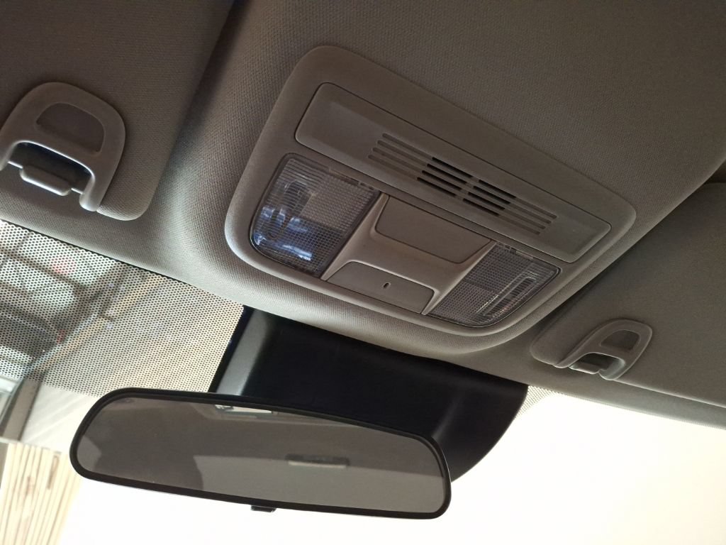 Used 2021 Honda Insight EX image 25