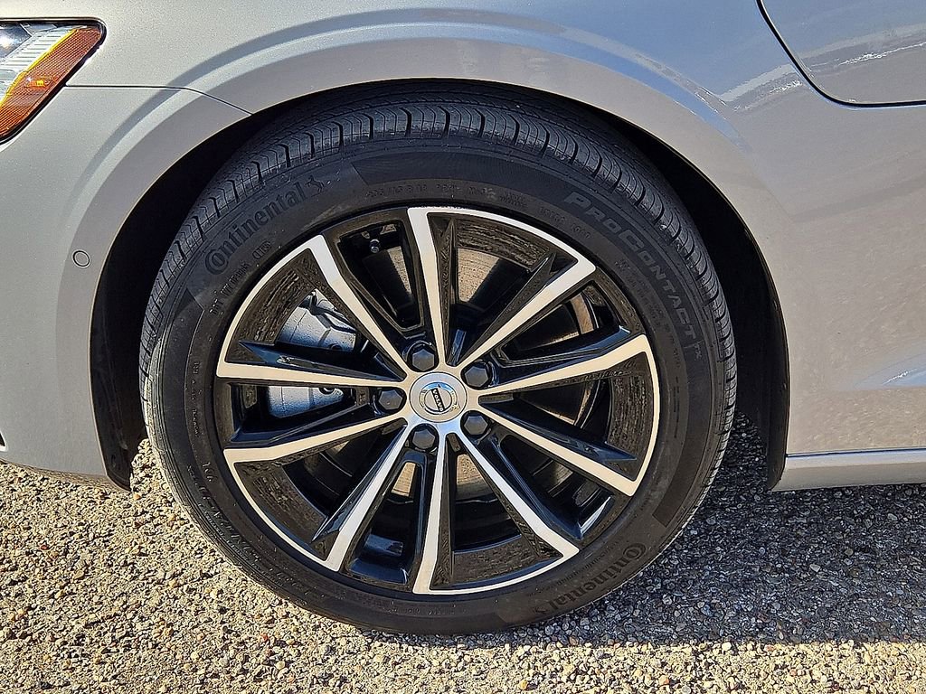 Certified 2023 Volvo S60 T8 Plus image 11