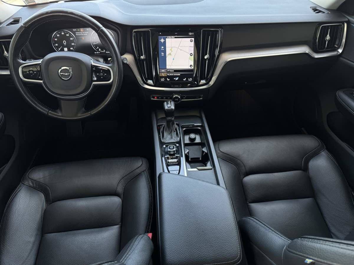 Used 2020 Volvo V60 T5 Cross Country w/ Protection Package Premier AWD/4WD image 19