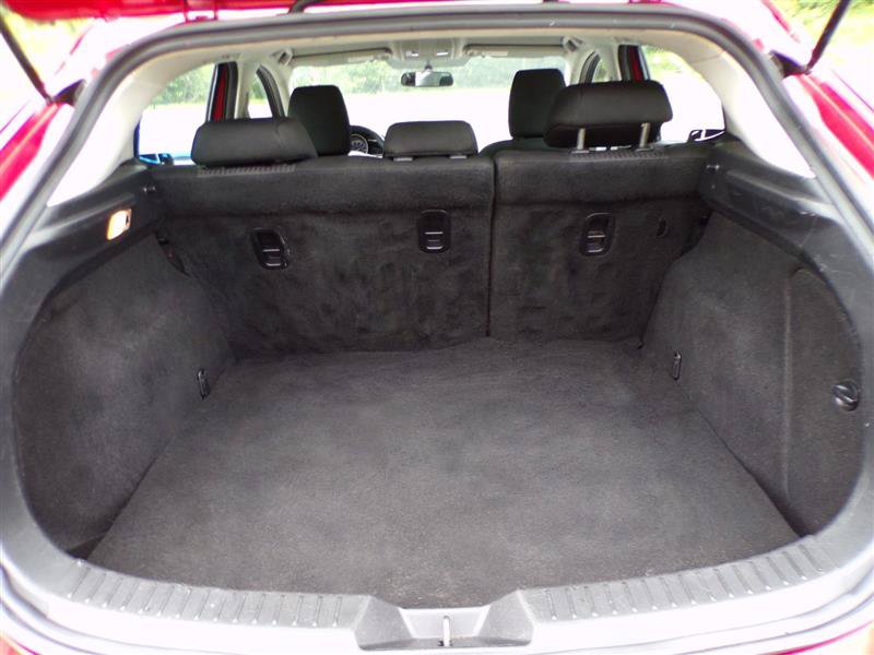 Used 2014 MAZDA MAZDA3 i Touring w/ Technology Package FWD image 40