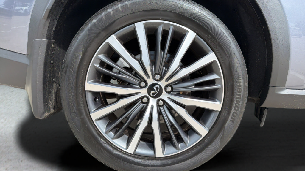 Used 2023 INFINITI QX60 Sensory AWD/4WD image 14